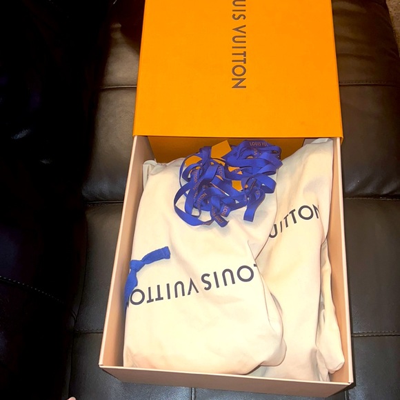 Louis Vuitton Squad Sneaker Boot Size 38.5 - Picture 6 of 6